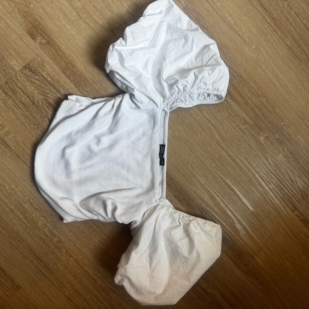 Zara White Puff Sleeve Crop Top